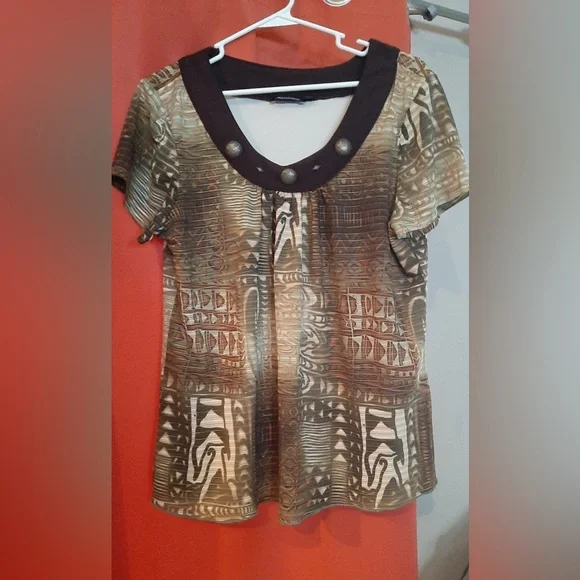 Lot Clothing Size Large Womens Bundle Tops Mixed
Lots of 5 Clothing Mixed Brands - Picture 4 of 8